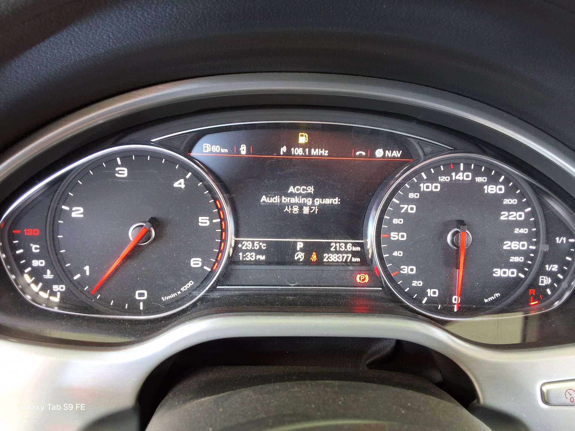 2013 - audi a8