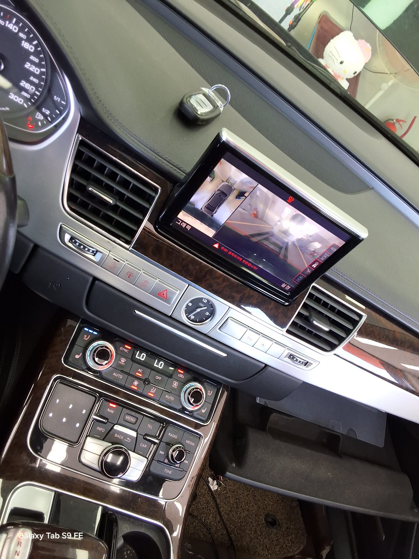 2013 - audi a8