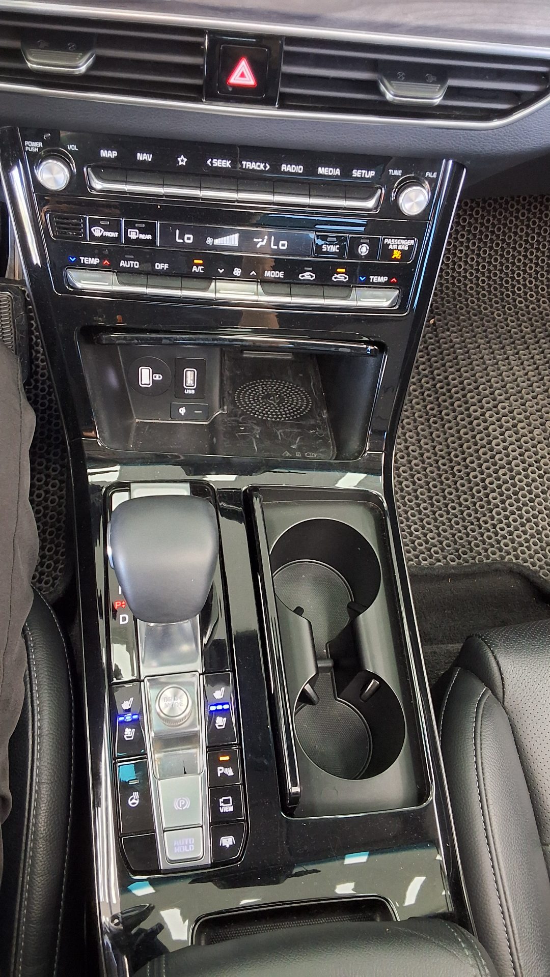 2020 - kia k7