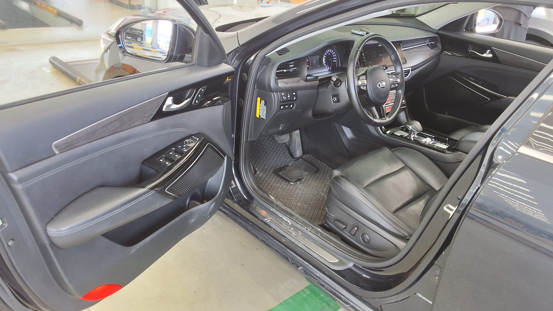 2020 - kia k7