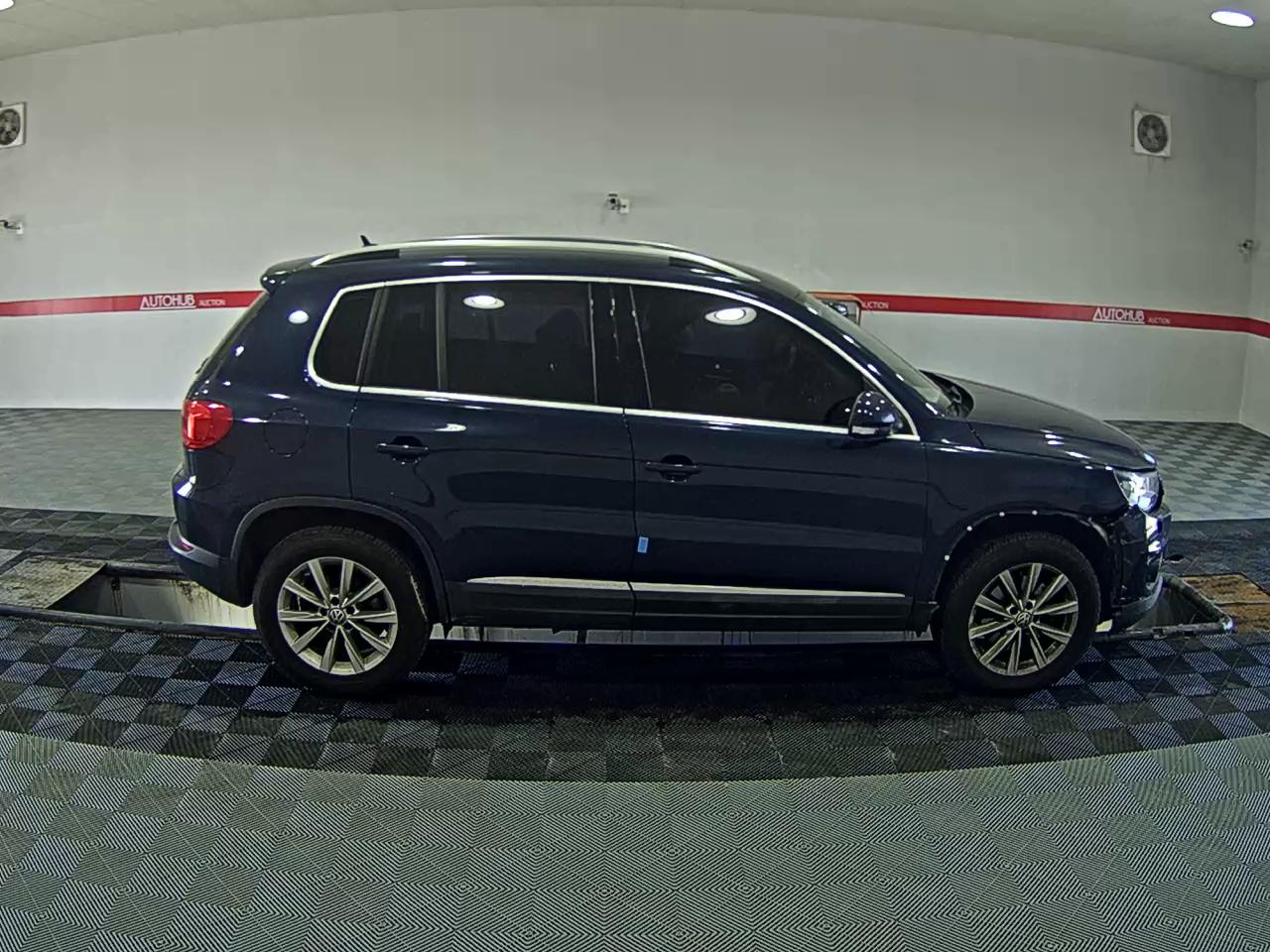 2015 - volkswagen tiguan