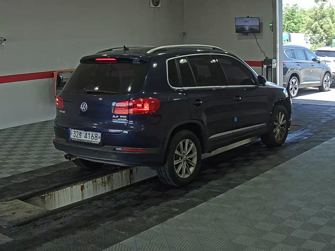 2015 - volkswagen tiguan