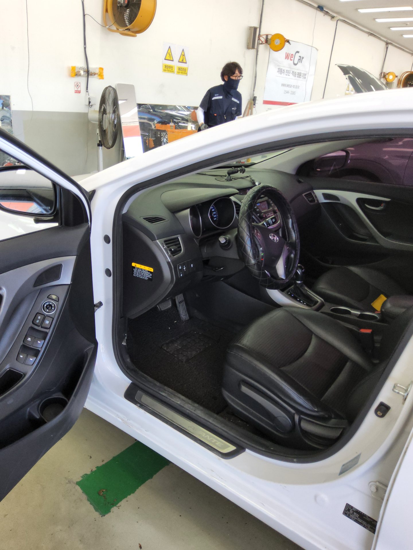 2014 - hyundai avante