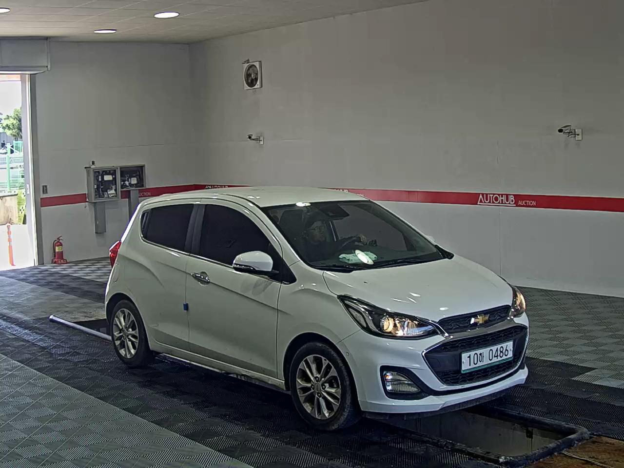 2019 - chevrolet spark