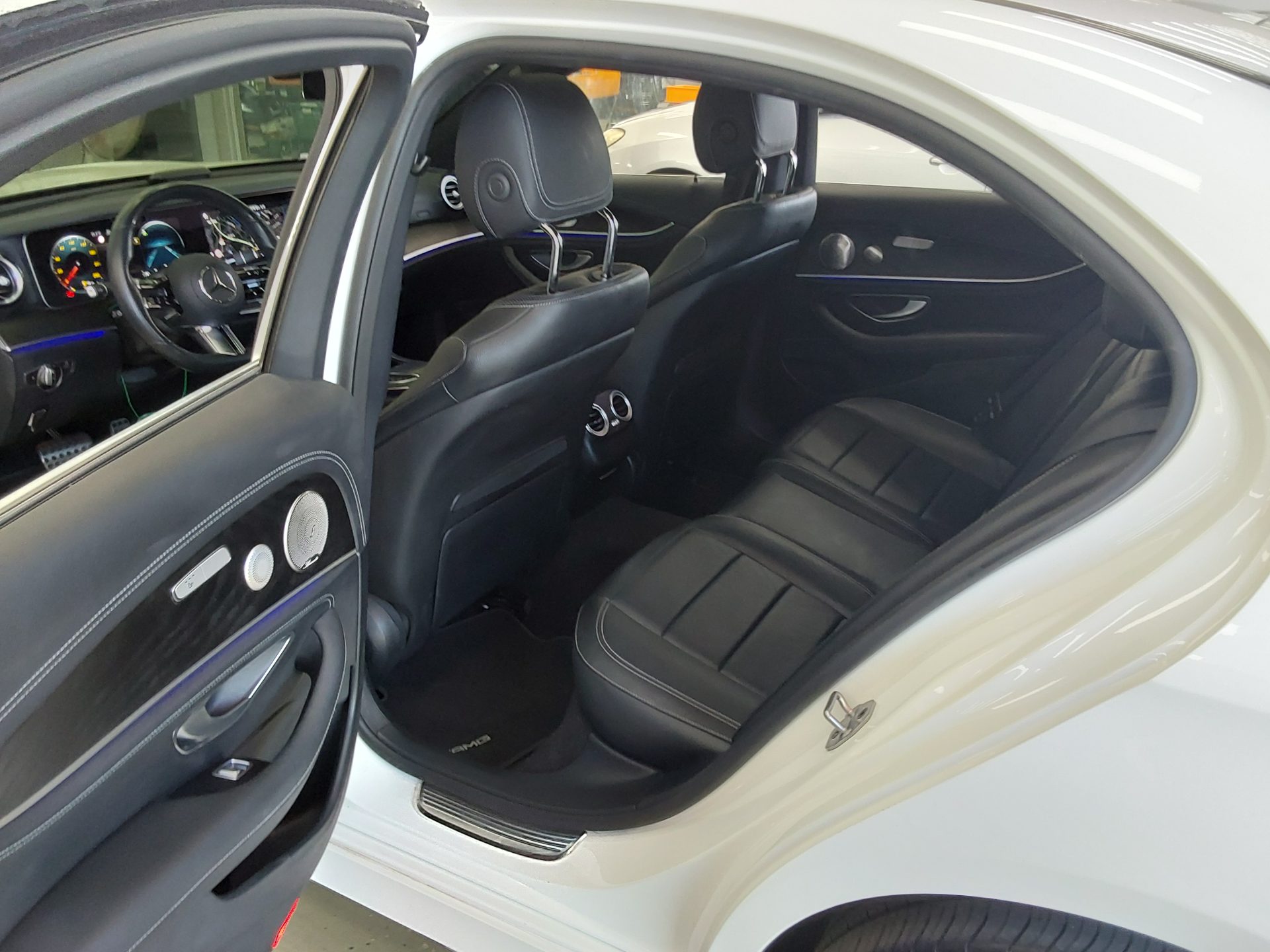 2022 - mercedes-benz e220d
