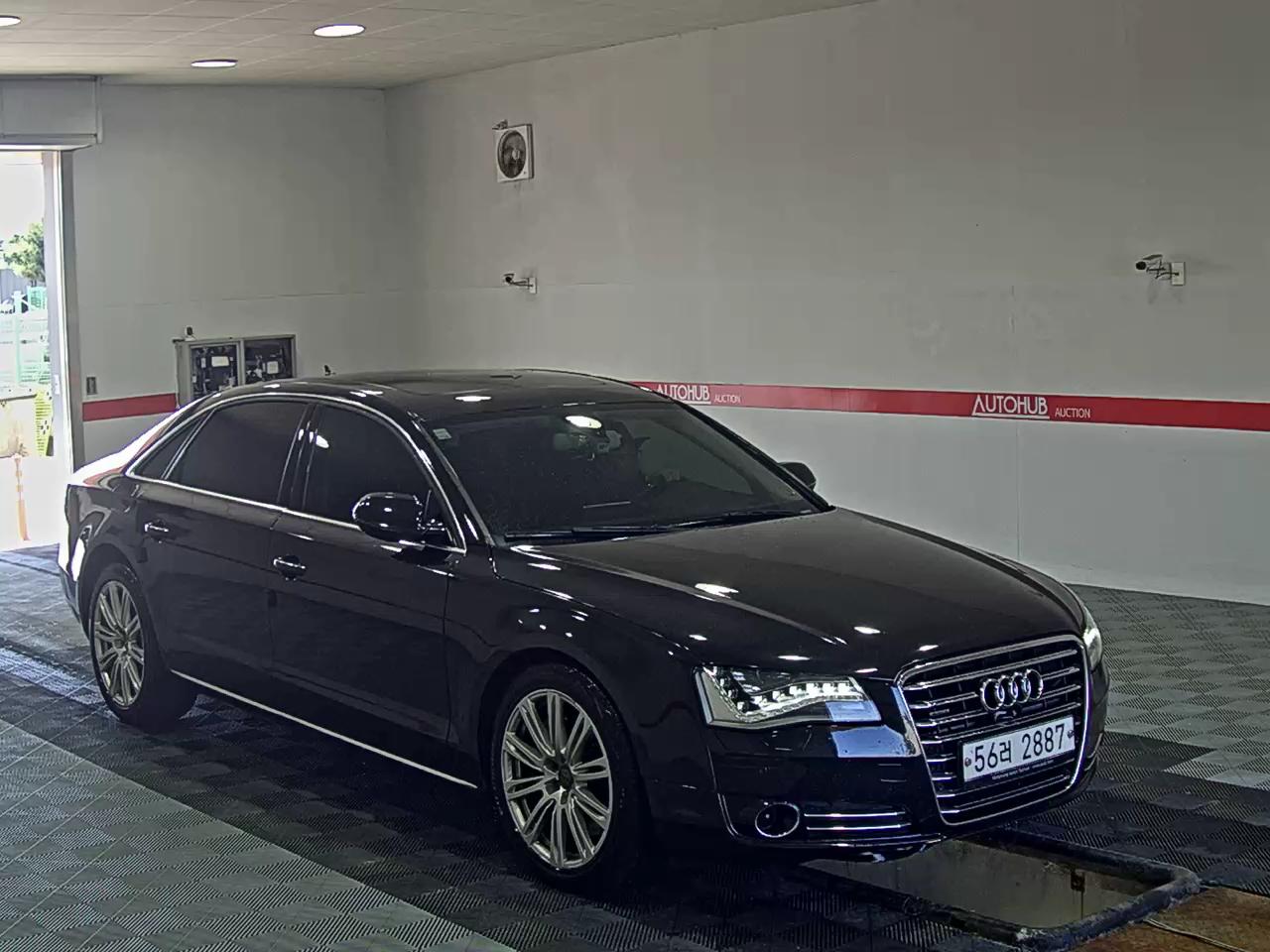 2013 - audi a8
