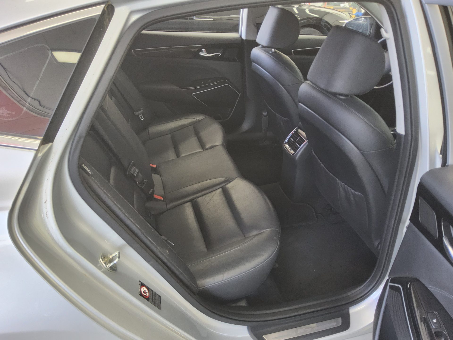 2019 - kia k7