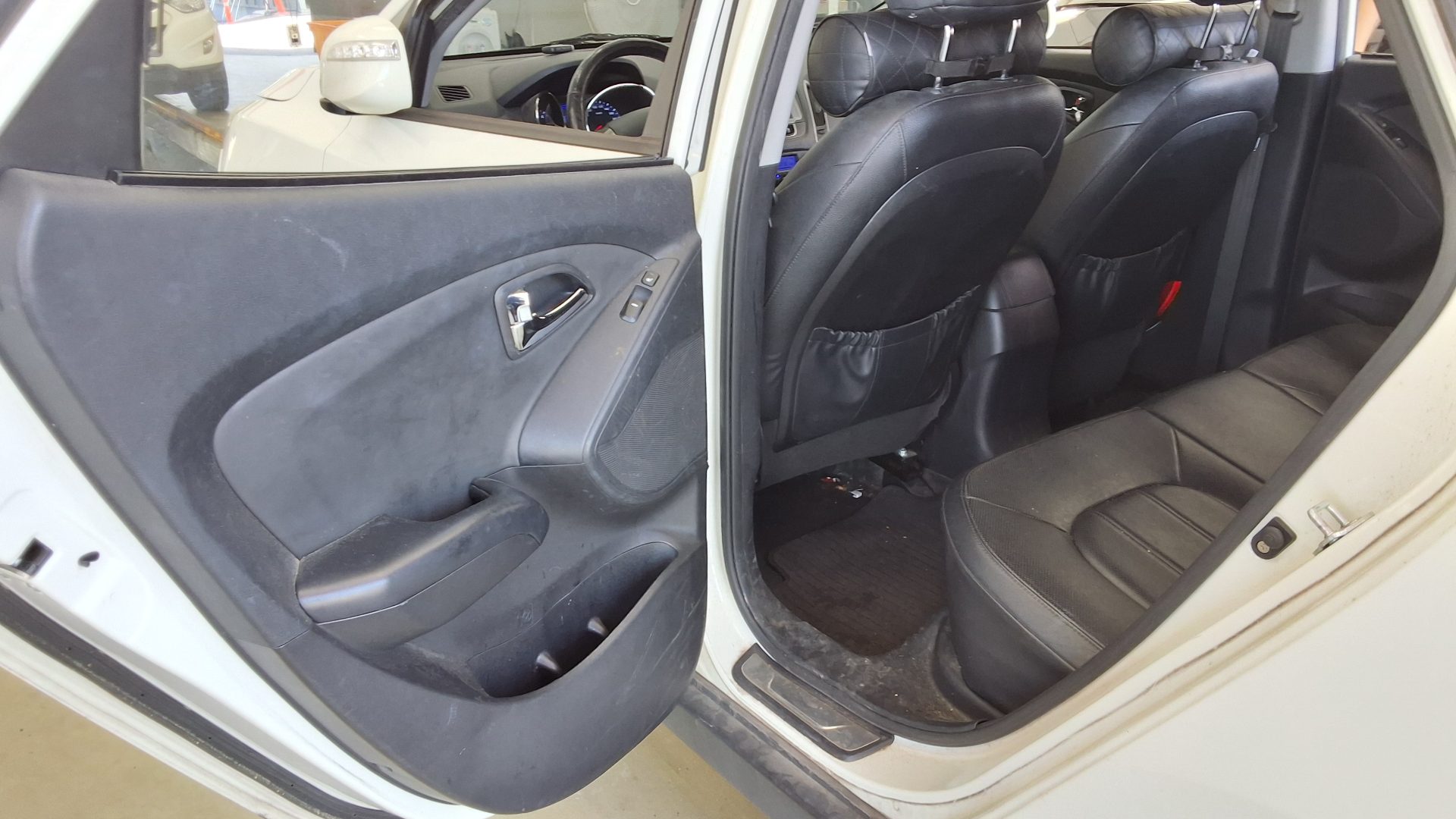 2012 - hyundai tucson