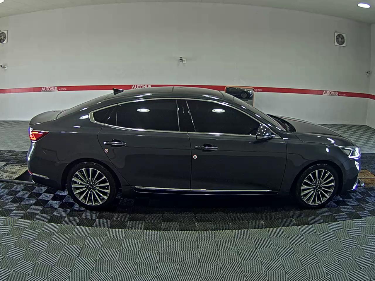 2019 - kia k7