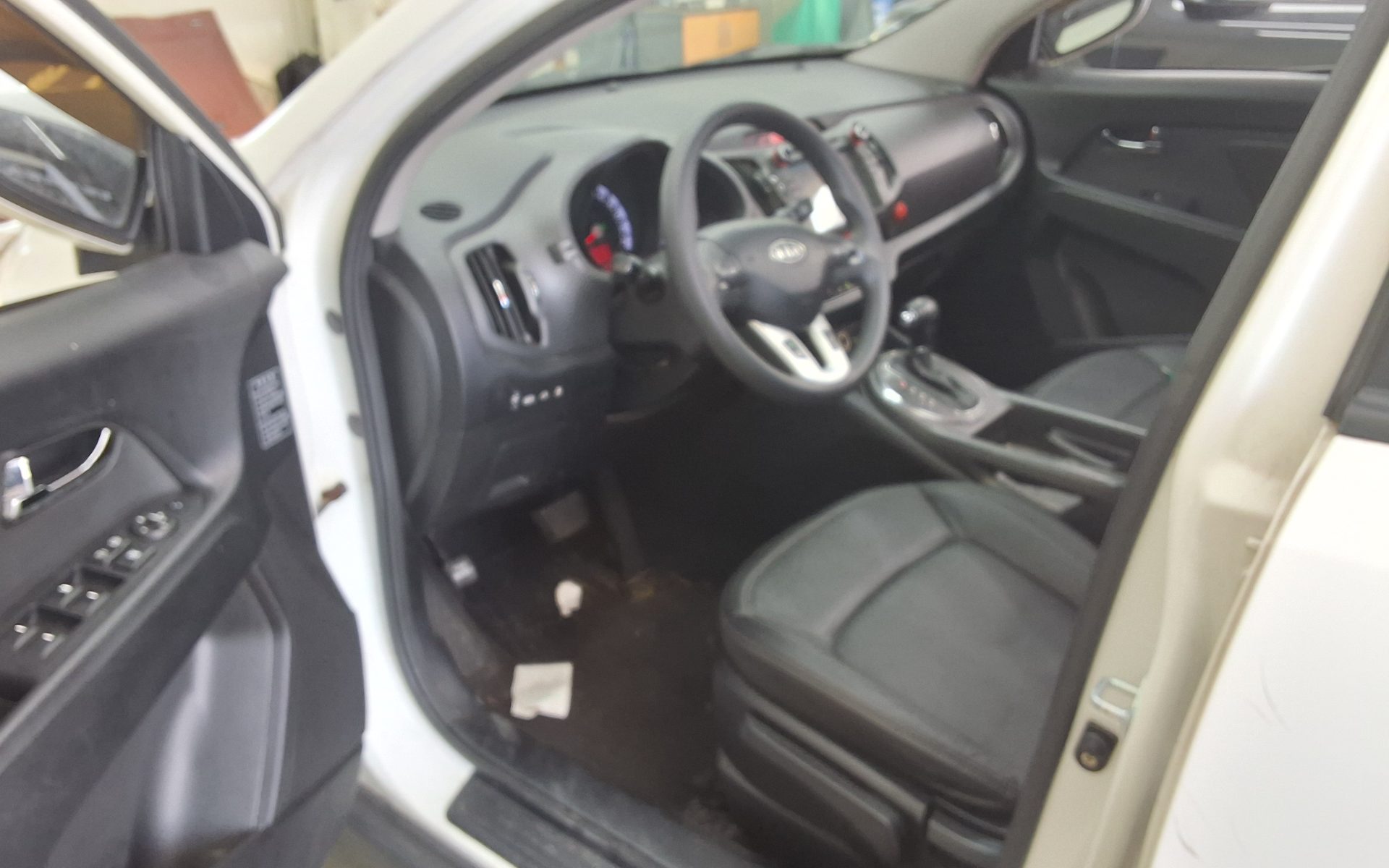 2011 - kia sportage