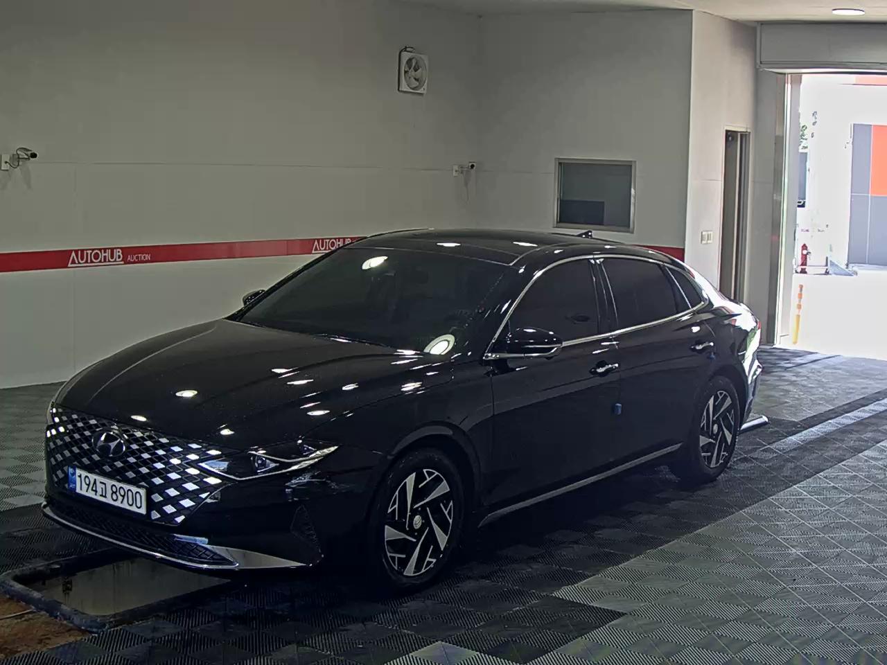 HYUNDAI GRANDEUR HEV