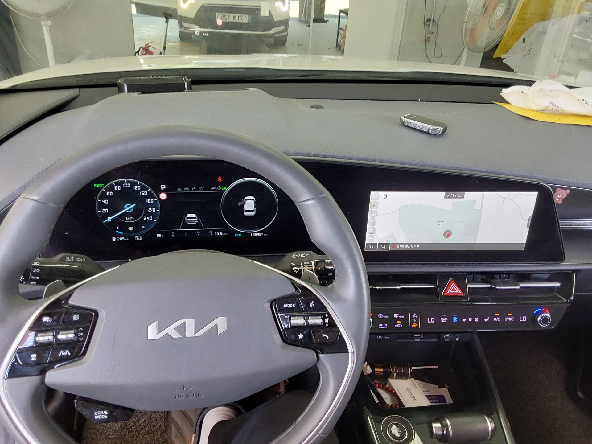 2022 - kia niro