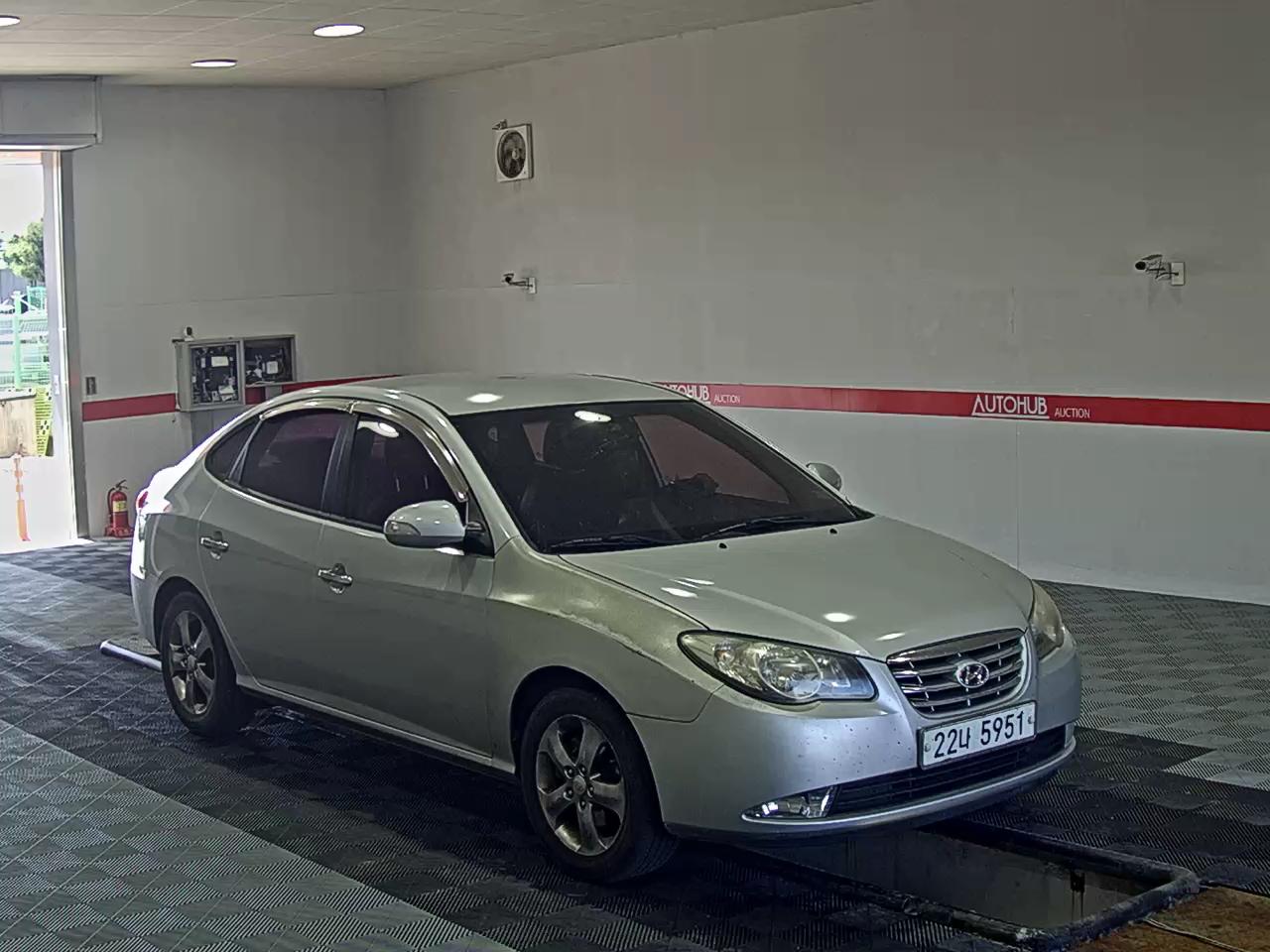 2010 - hyundai avante