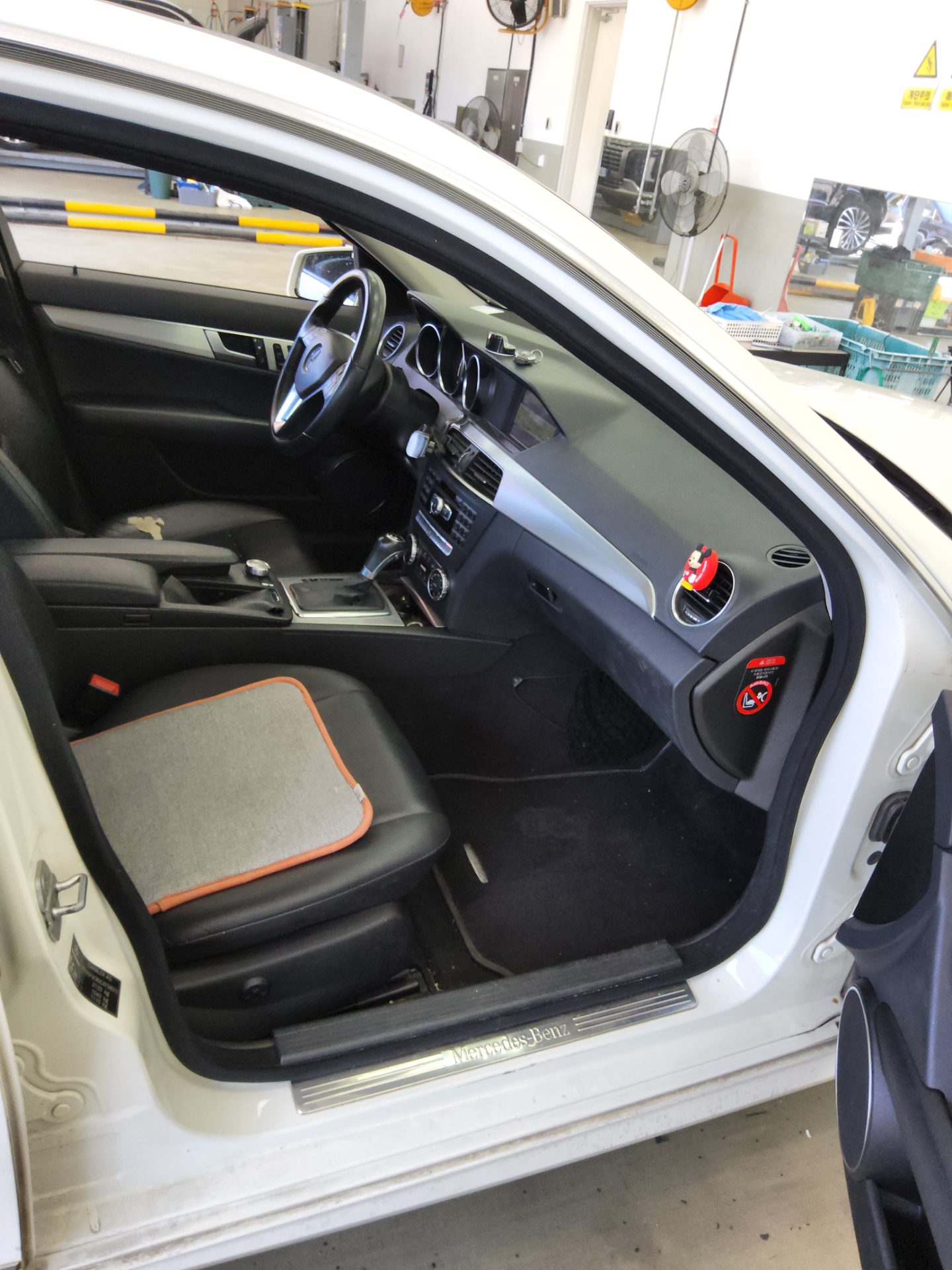 2012 - mercedes-benz c220