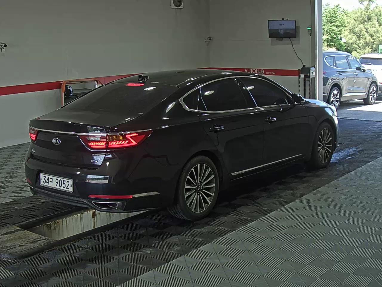 2017 - kia k7