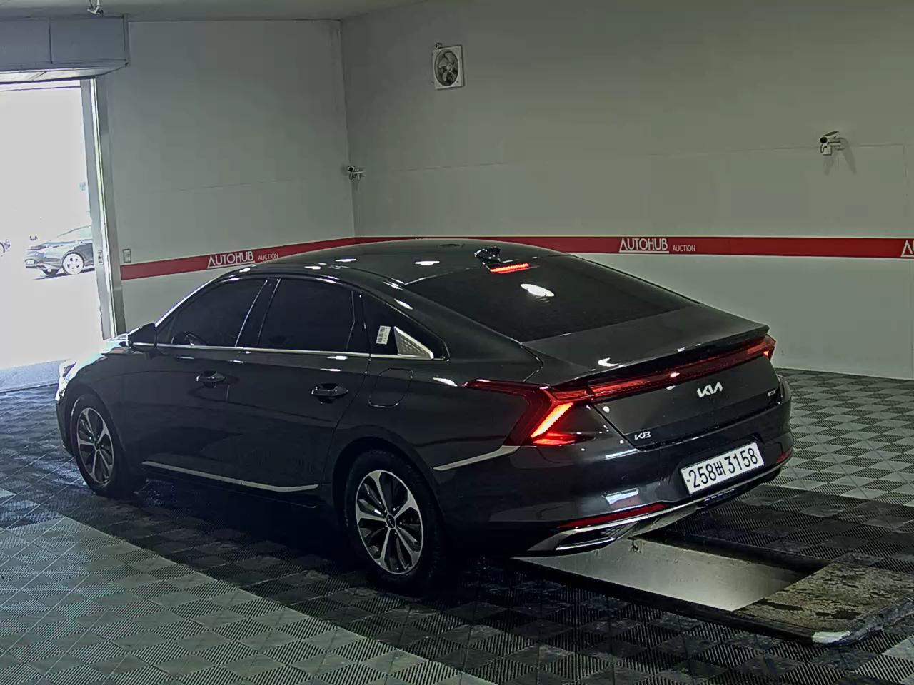 2023 - kia k8