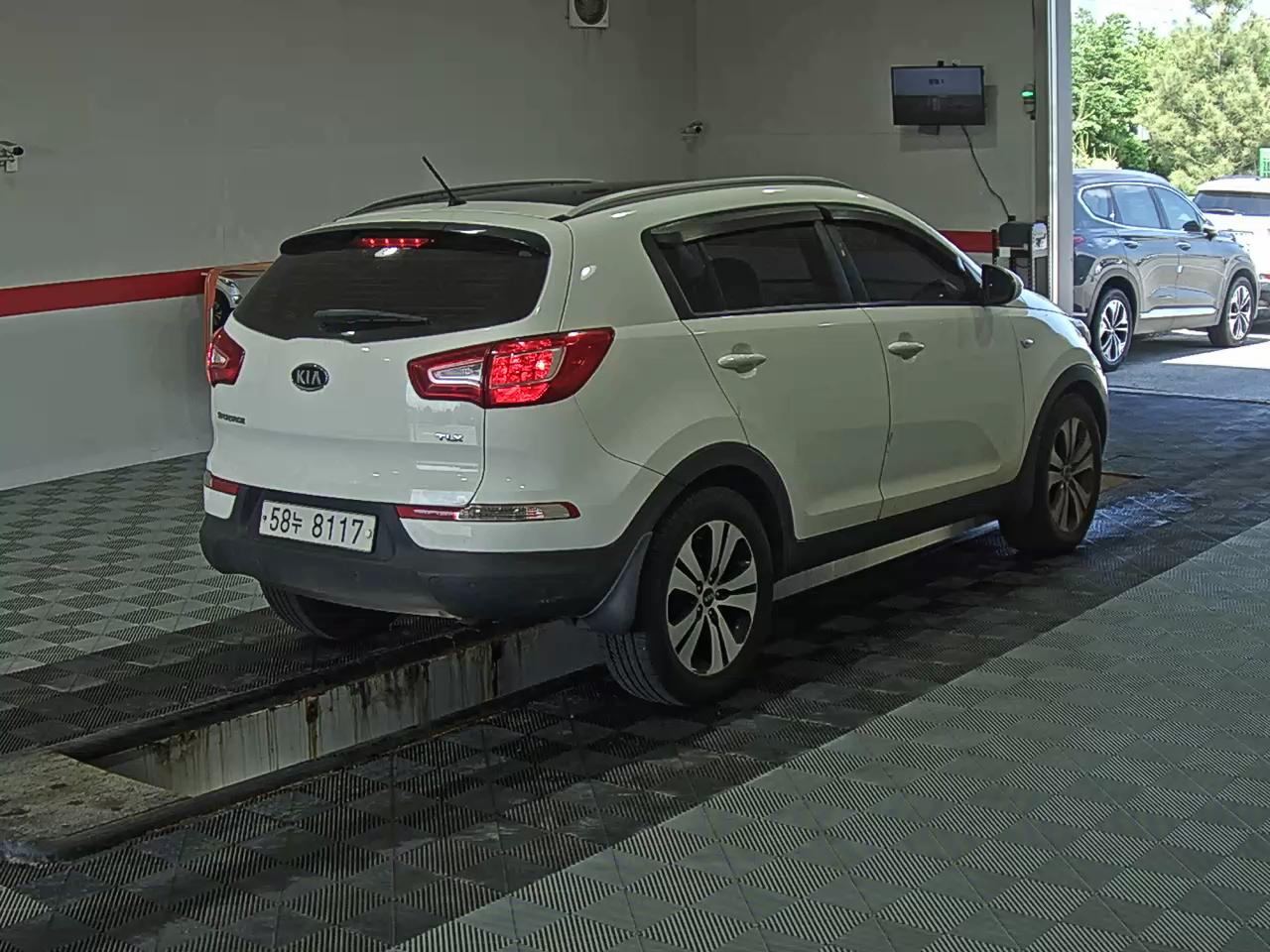 2011 - kia sportage