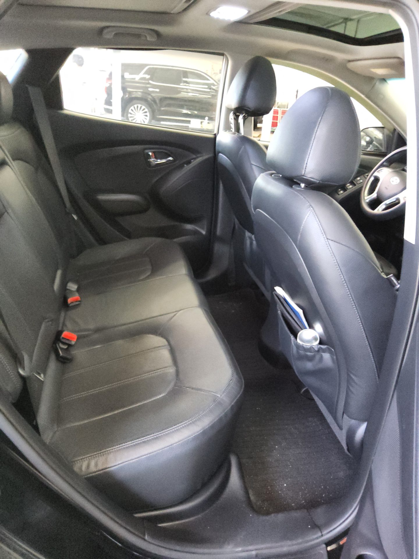 2012 - hyundai tucson