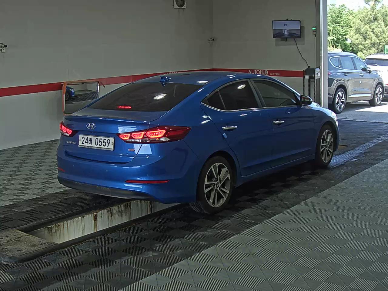2016 - hyundai avante