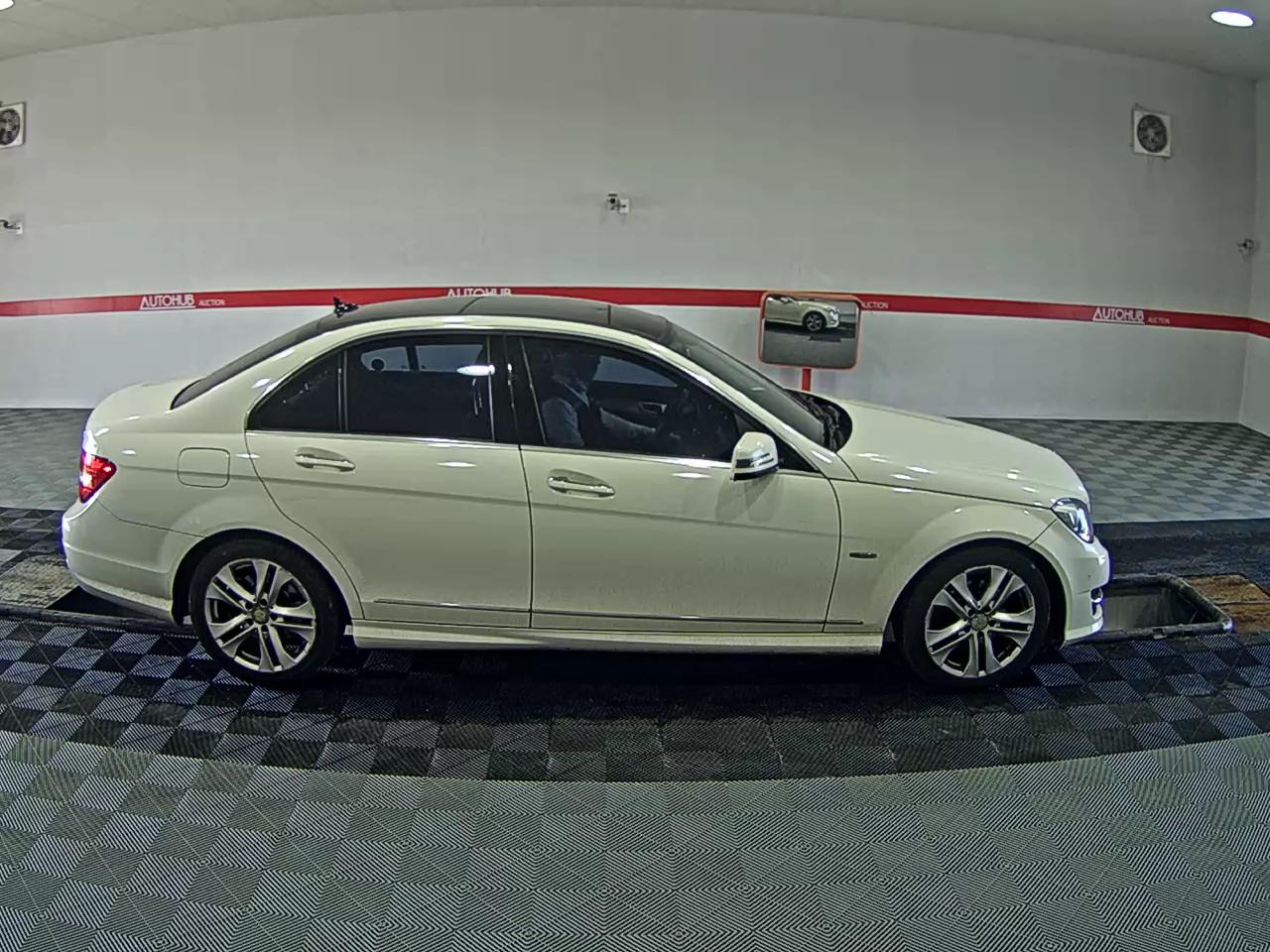 2012 - mercedes-benz c220