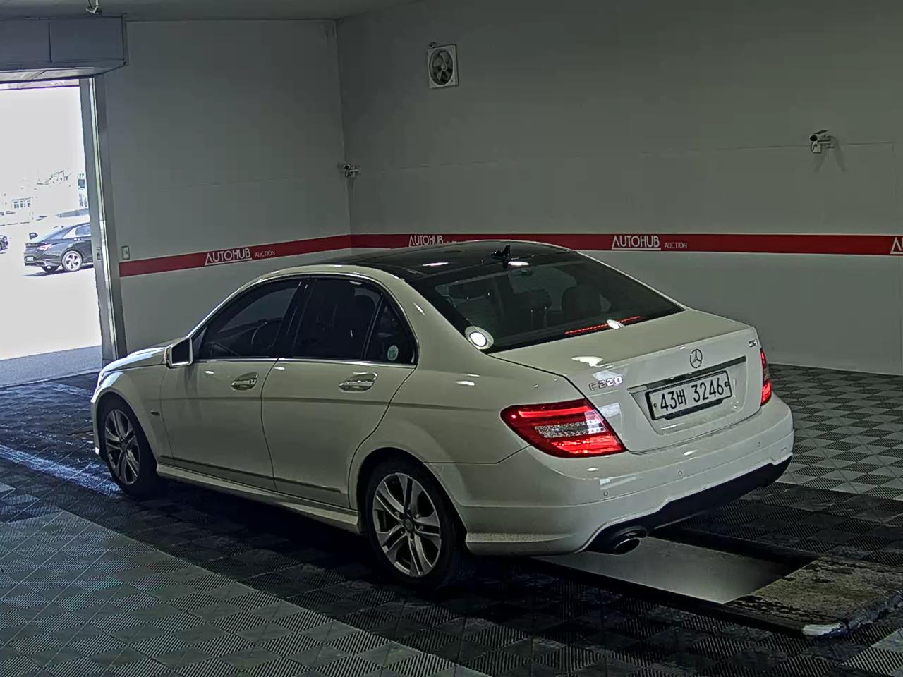 2012 - mercedes-benz c220