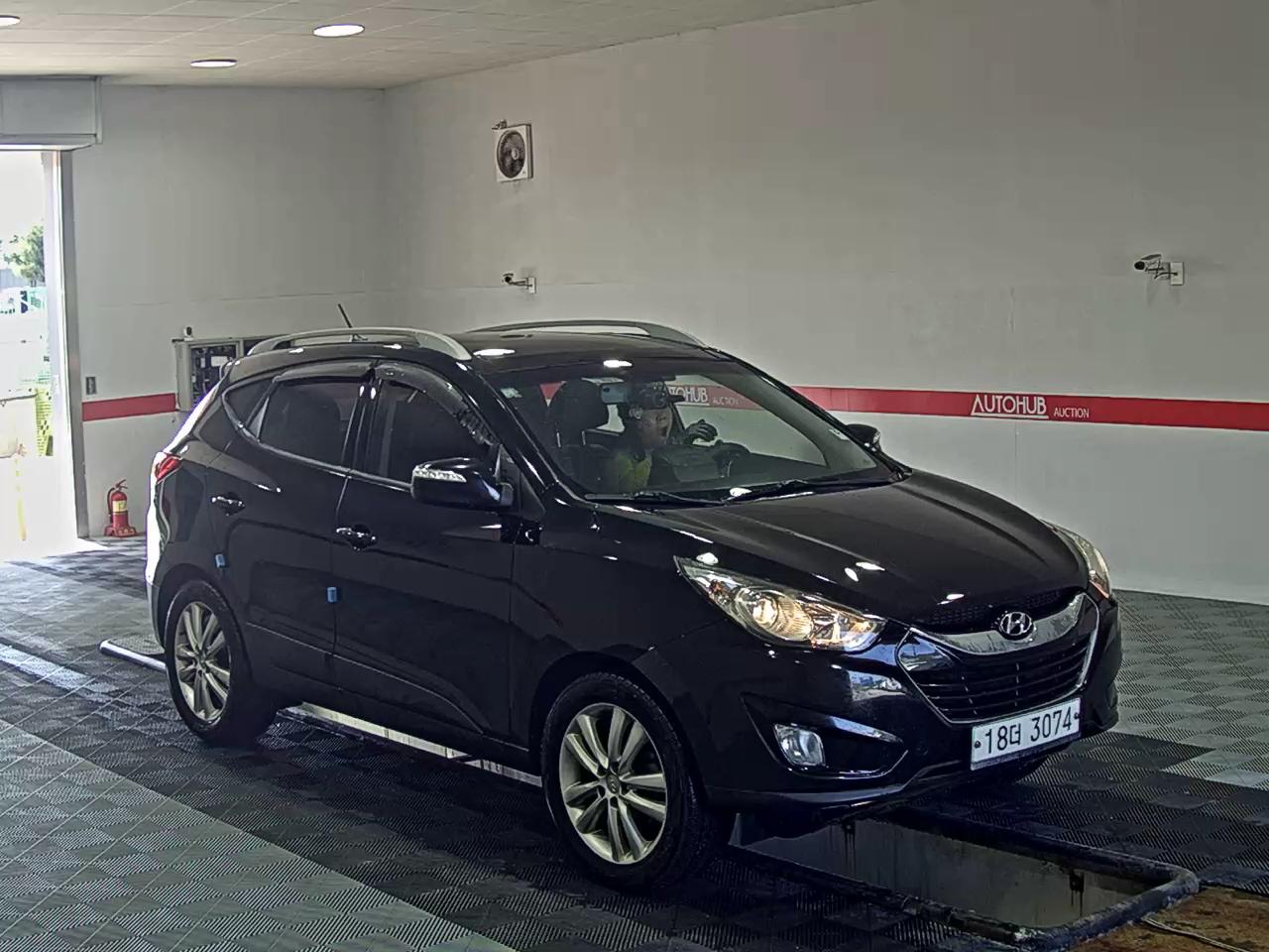 2012 - hyundai tucson
