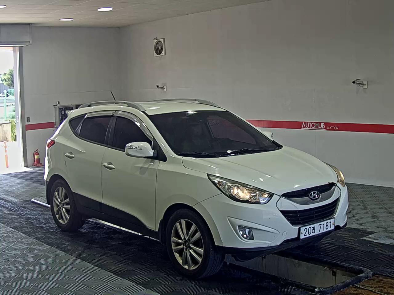 2012 - hyundai tucson