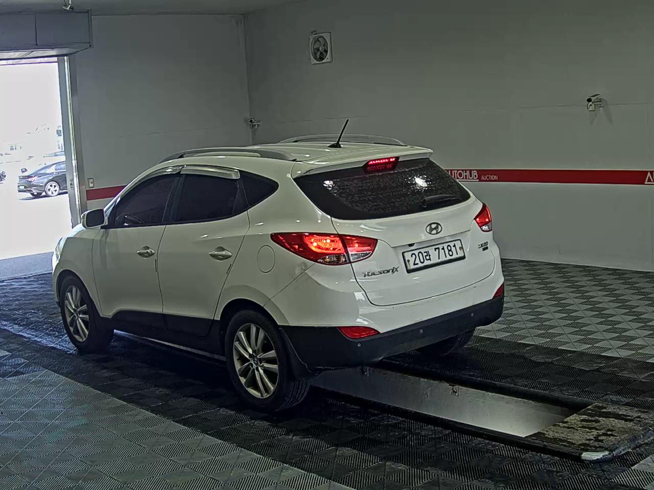 2012 - hyundai tucson