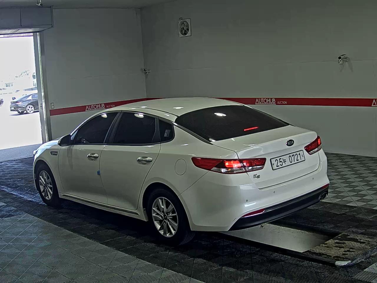 2016 - kia k5