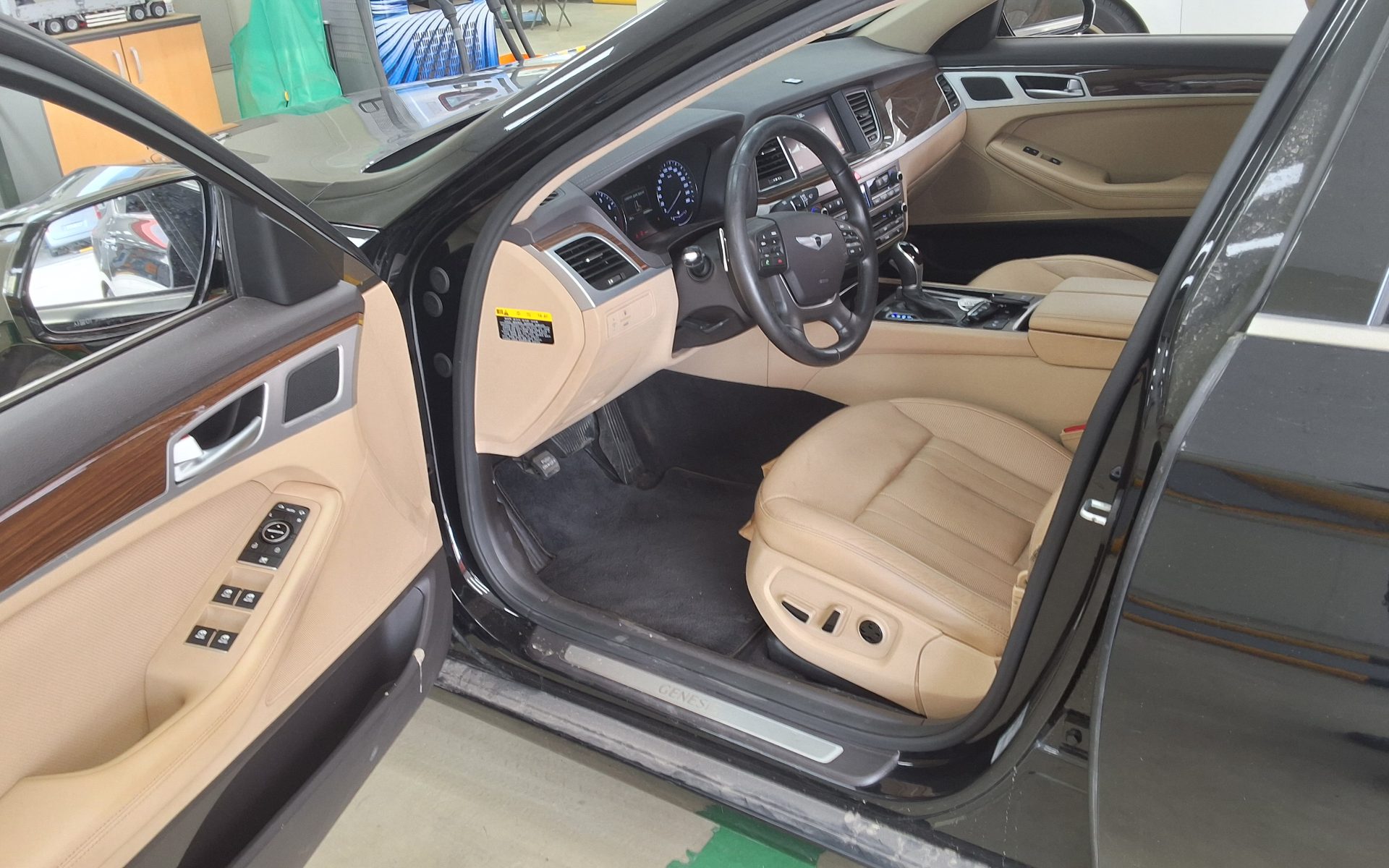 2014 - hyundai g330