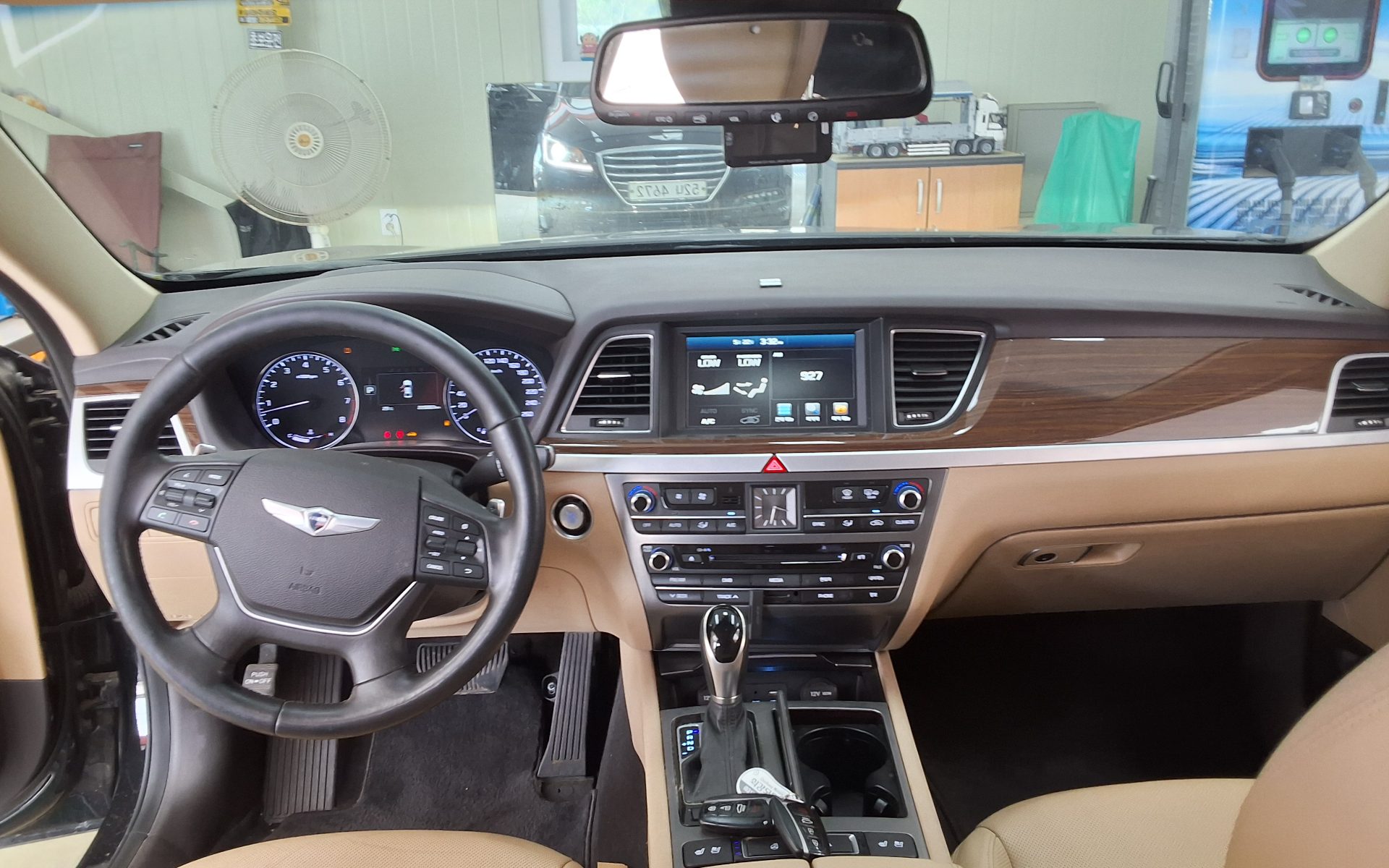 2014 - hyundai g330