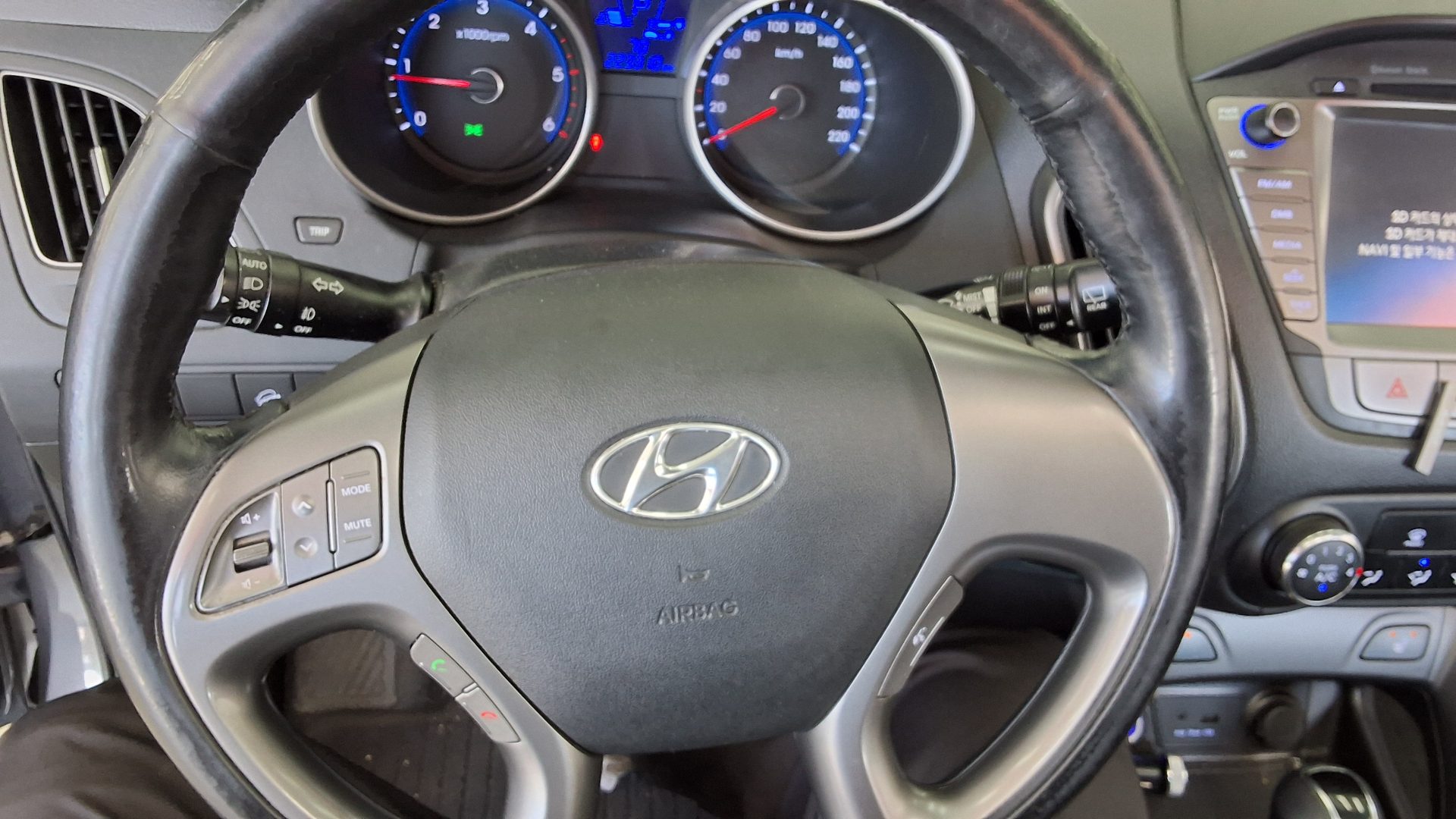 2015 - hyundai tucson