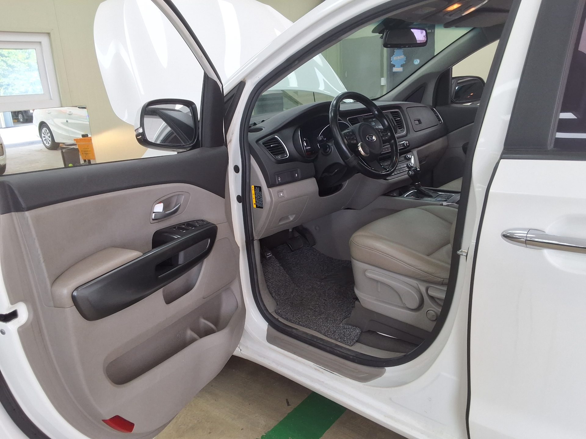2015 - kia carnival