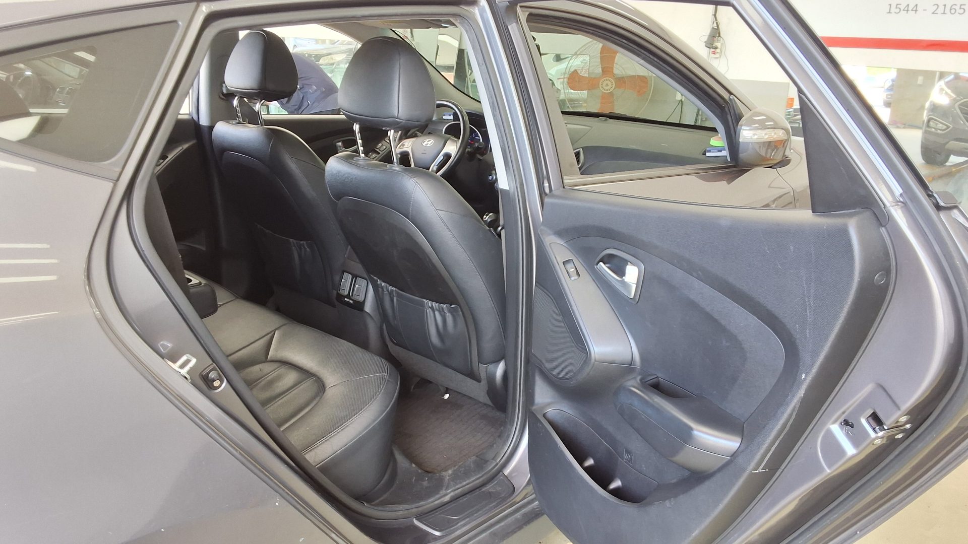 2015 - hyundai tucson