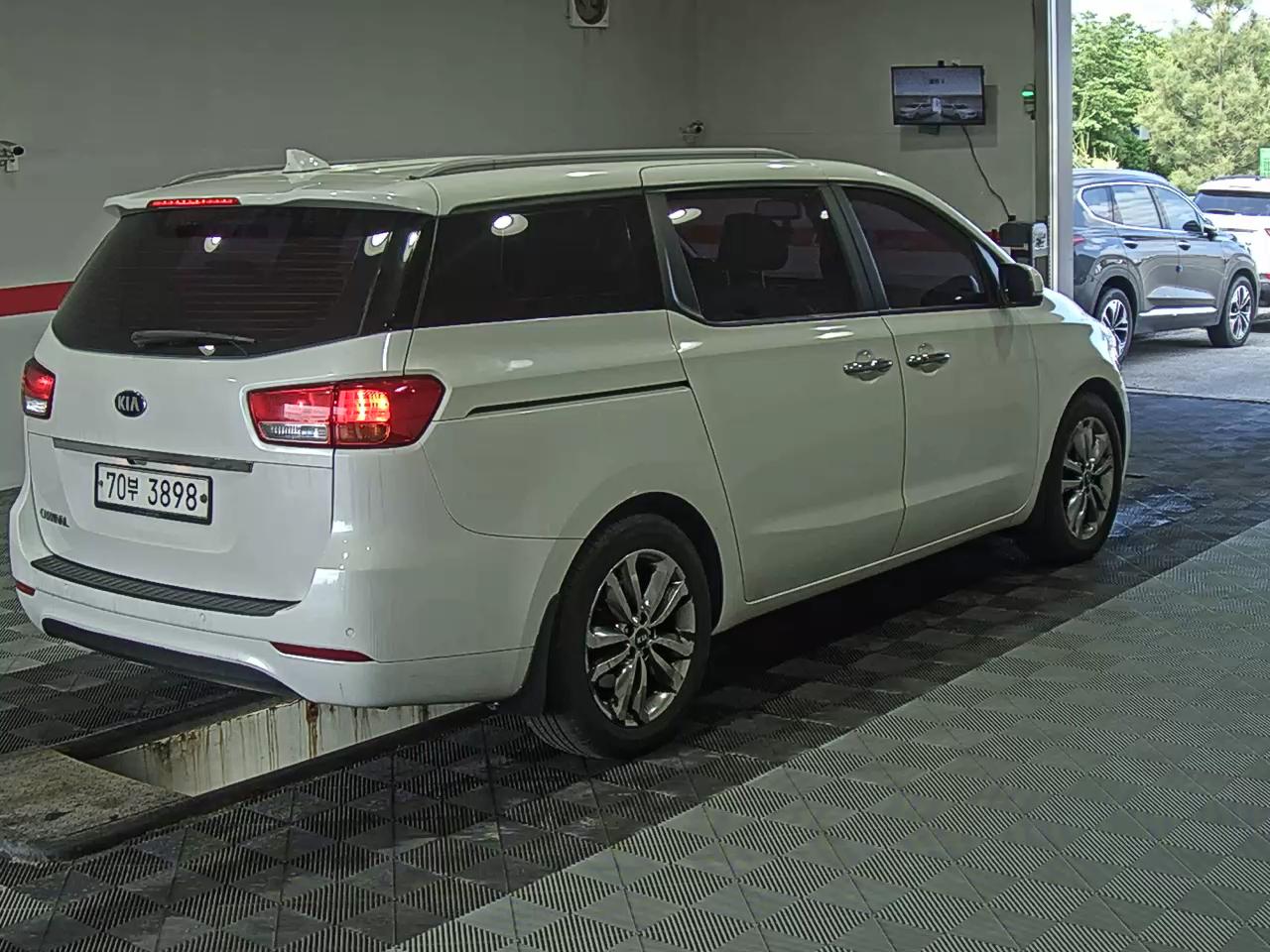 2015 - kia carnival