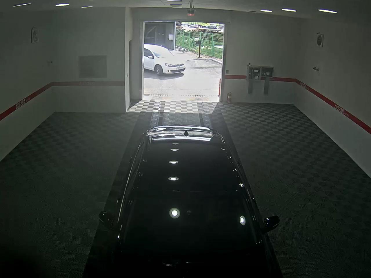2014 - hyundai g330