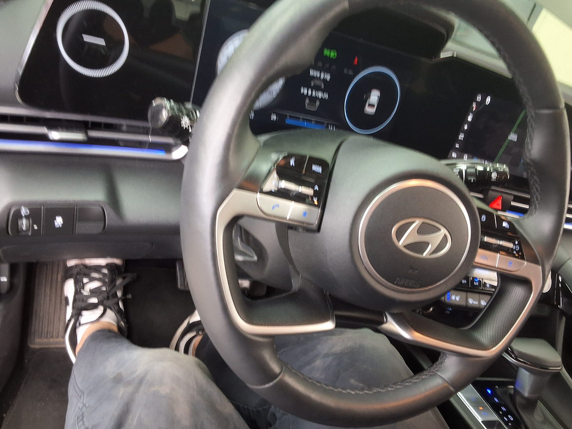 2024 - hyundai avante