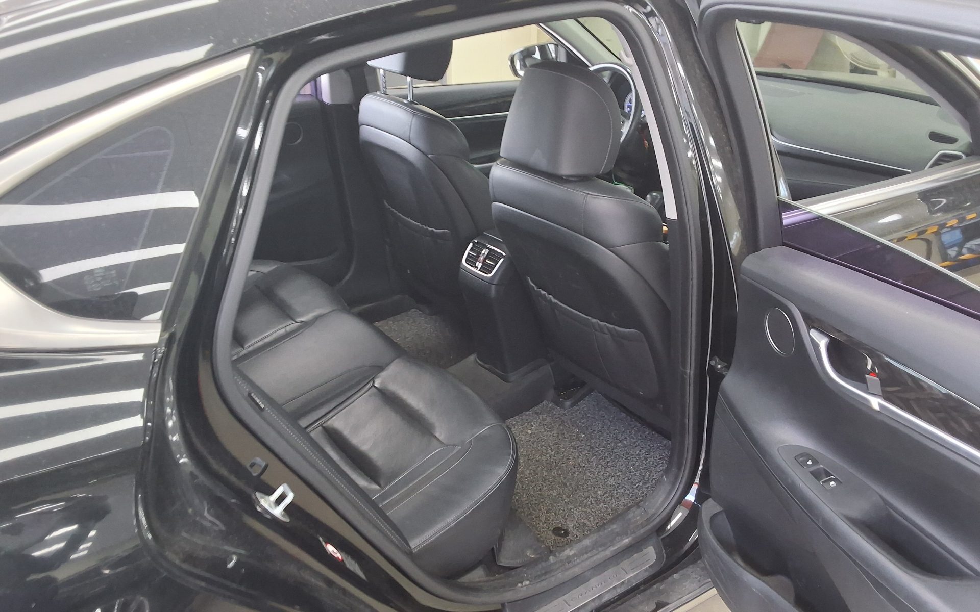 2019 - hyundai grandeur