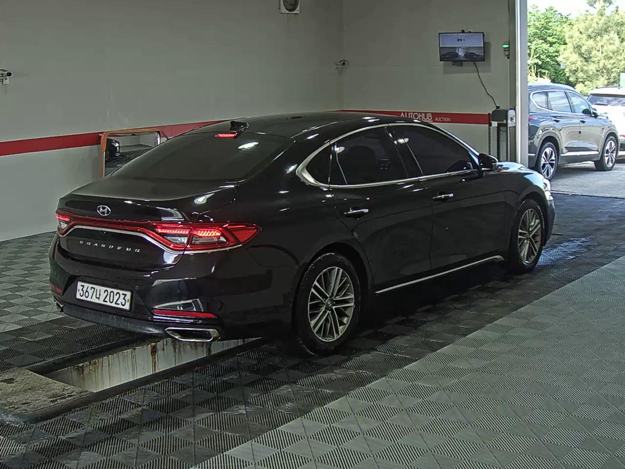 2019 - hyundai grandeur