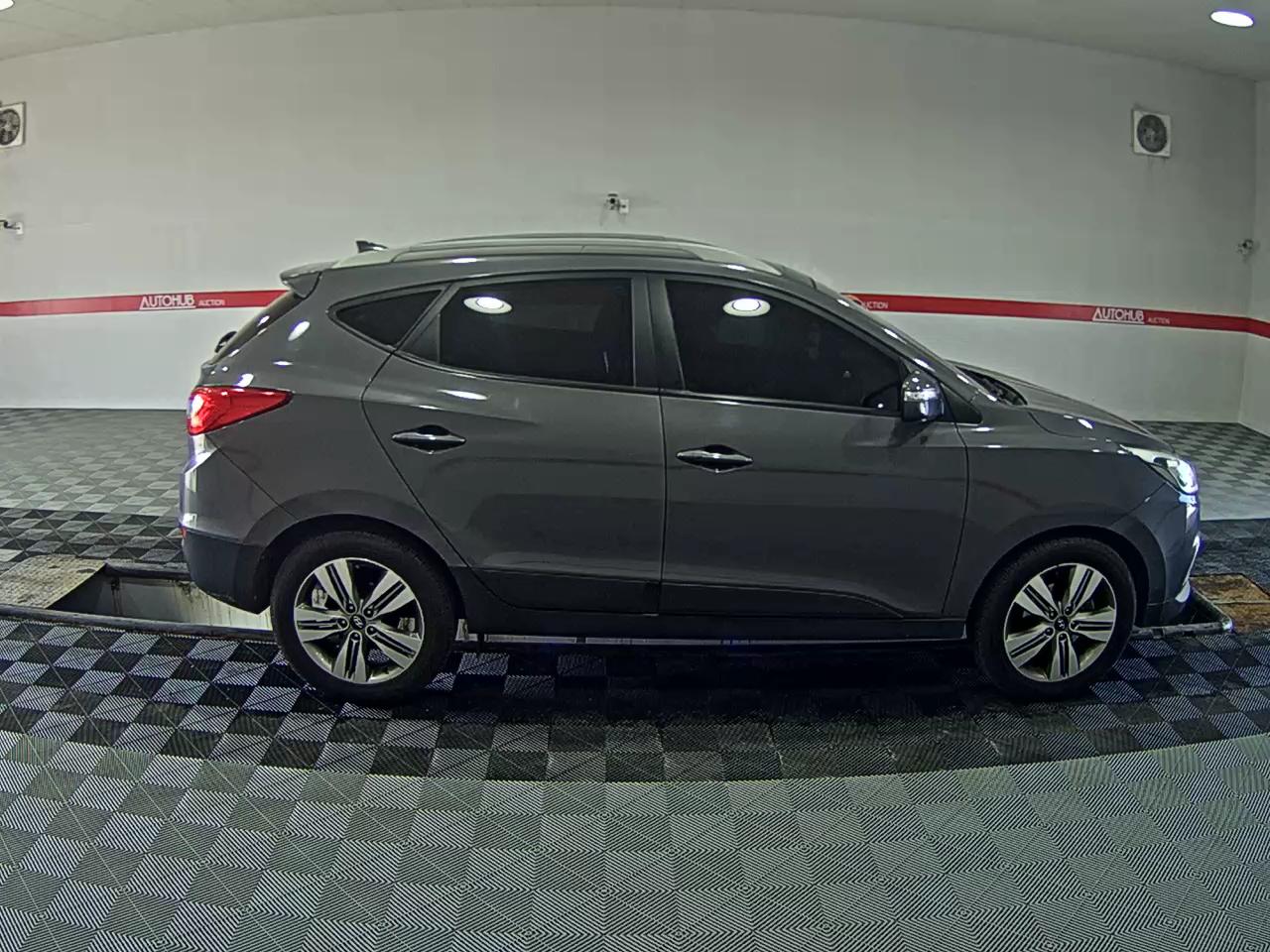 2015 - hyundai tucson