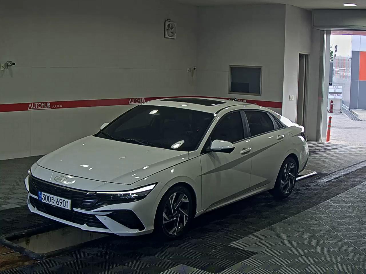 HYUNDAI AVANTE (CN7)