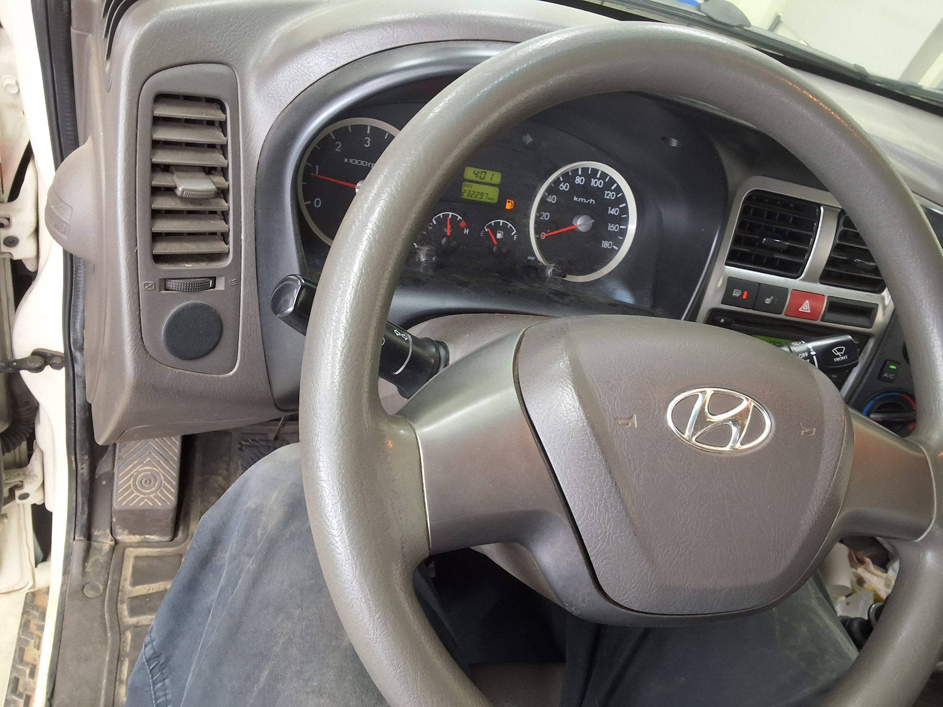 2014 - hyundai porter