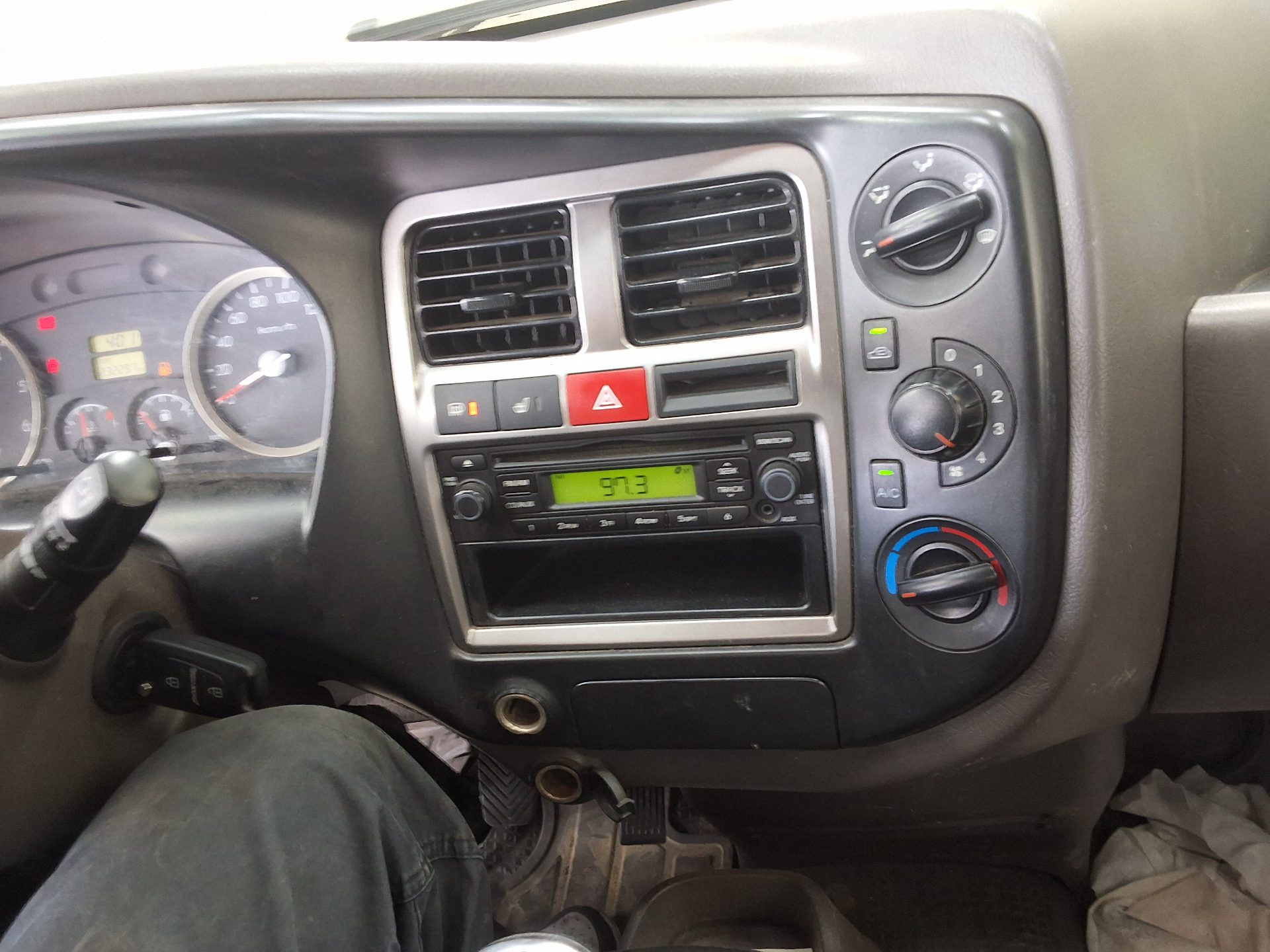 2014 - hyundai porter