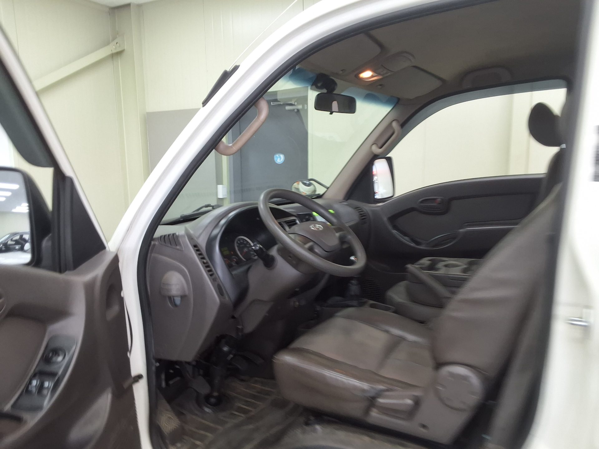 2014 - hyundai porter
