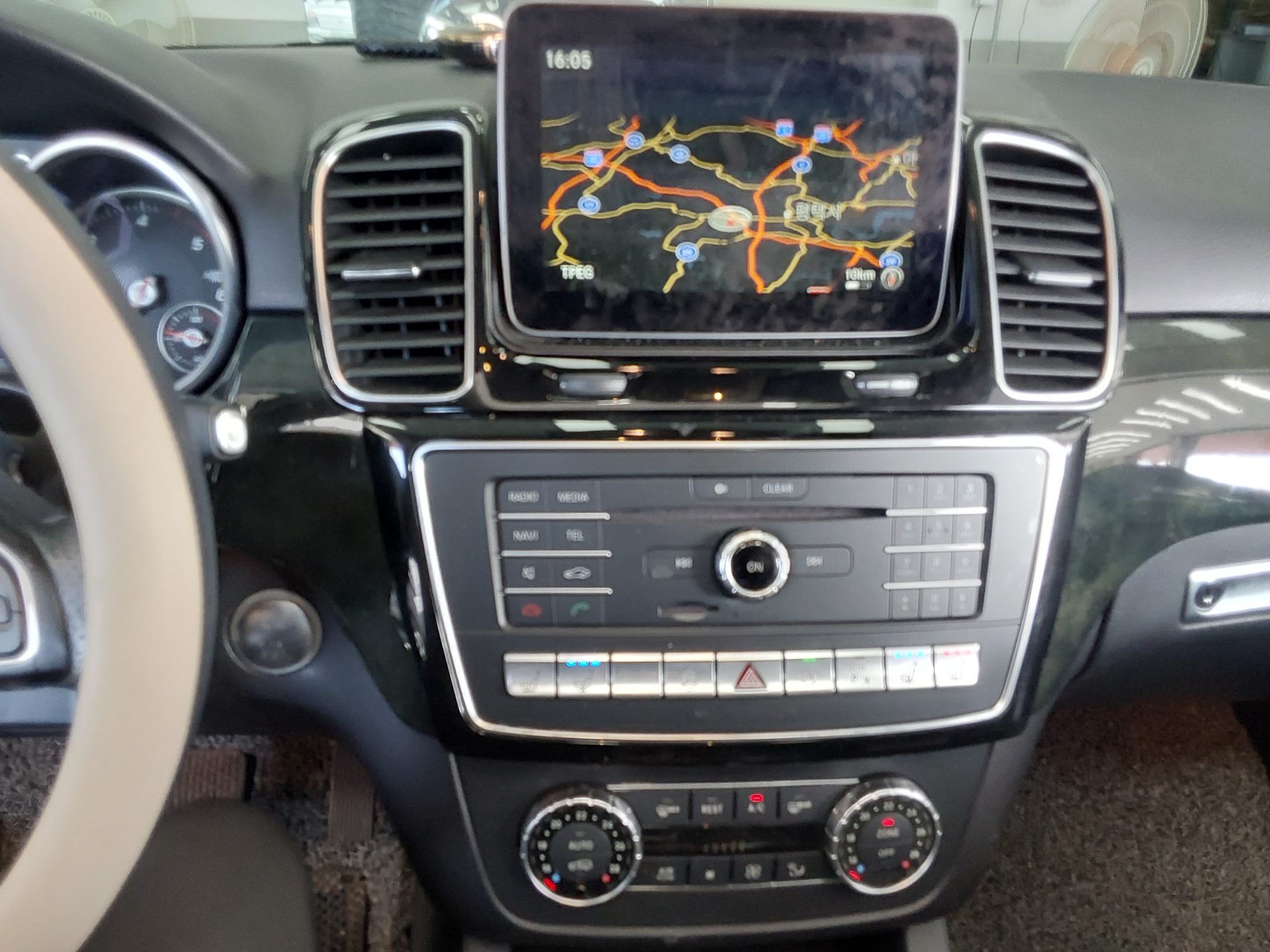 2017 - mercedes-benz gle350 d