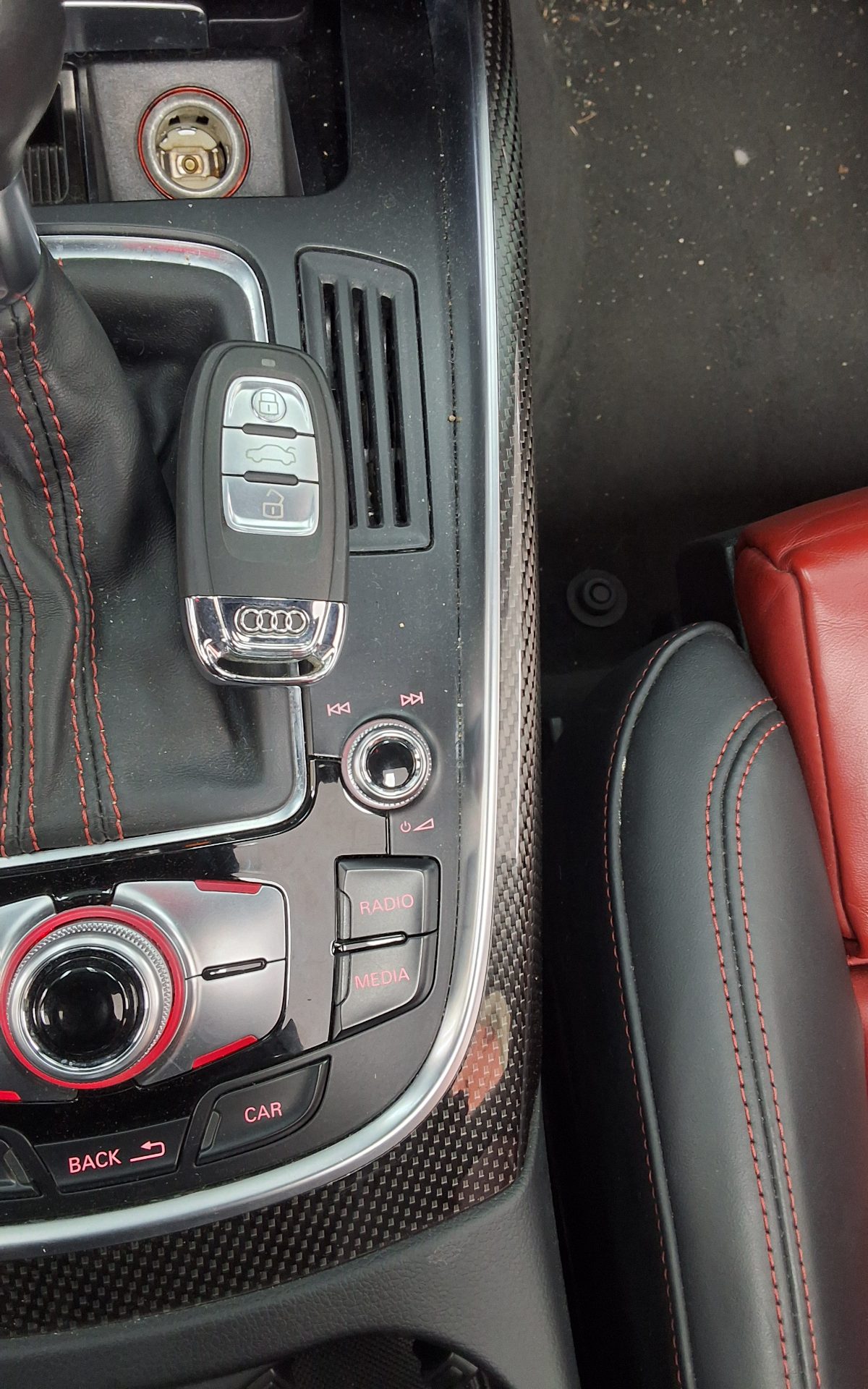 2015 - audi sq5