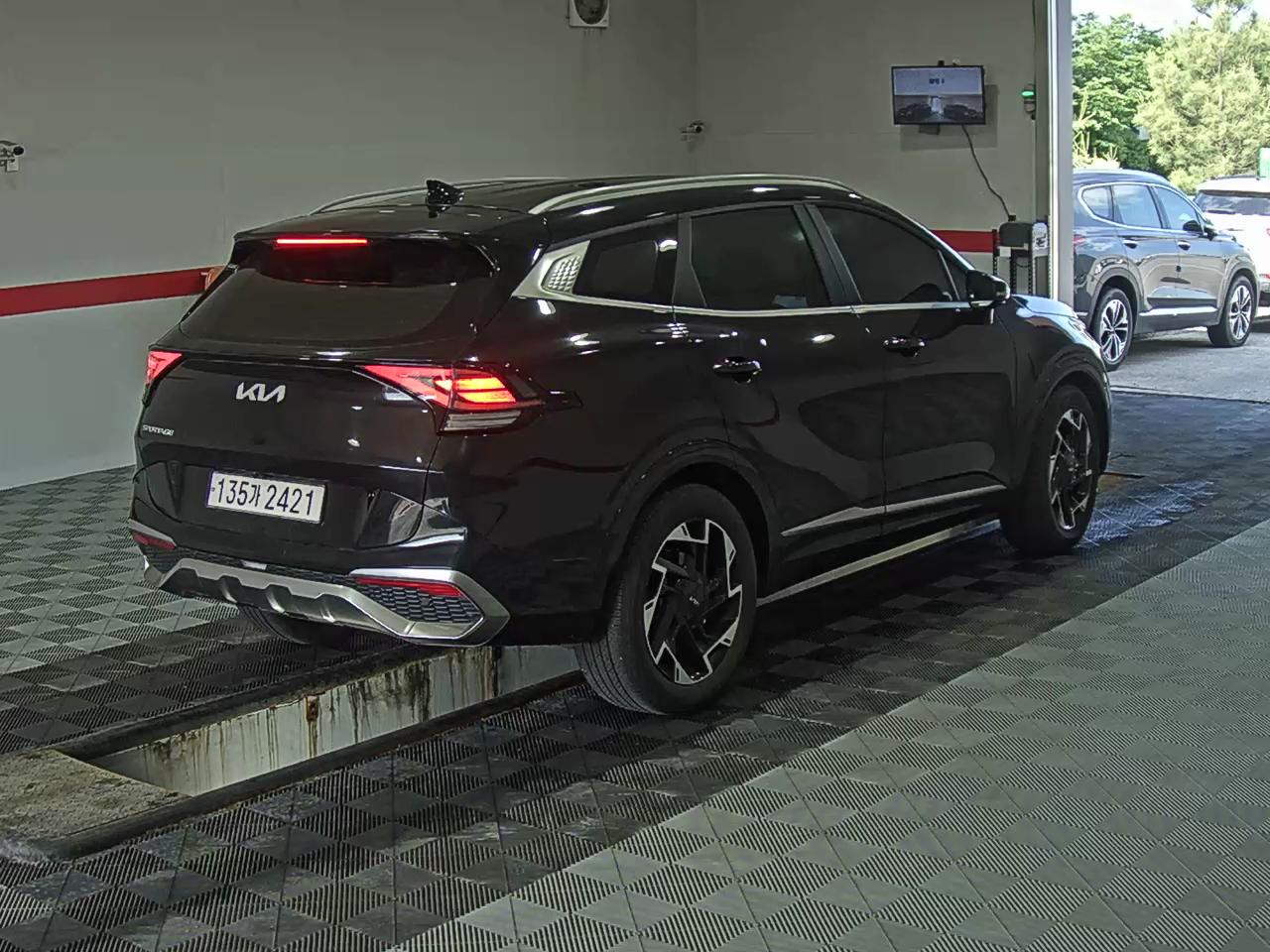 2023 - kia sportage