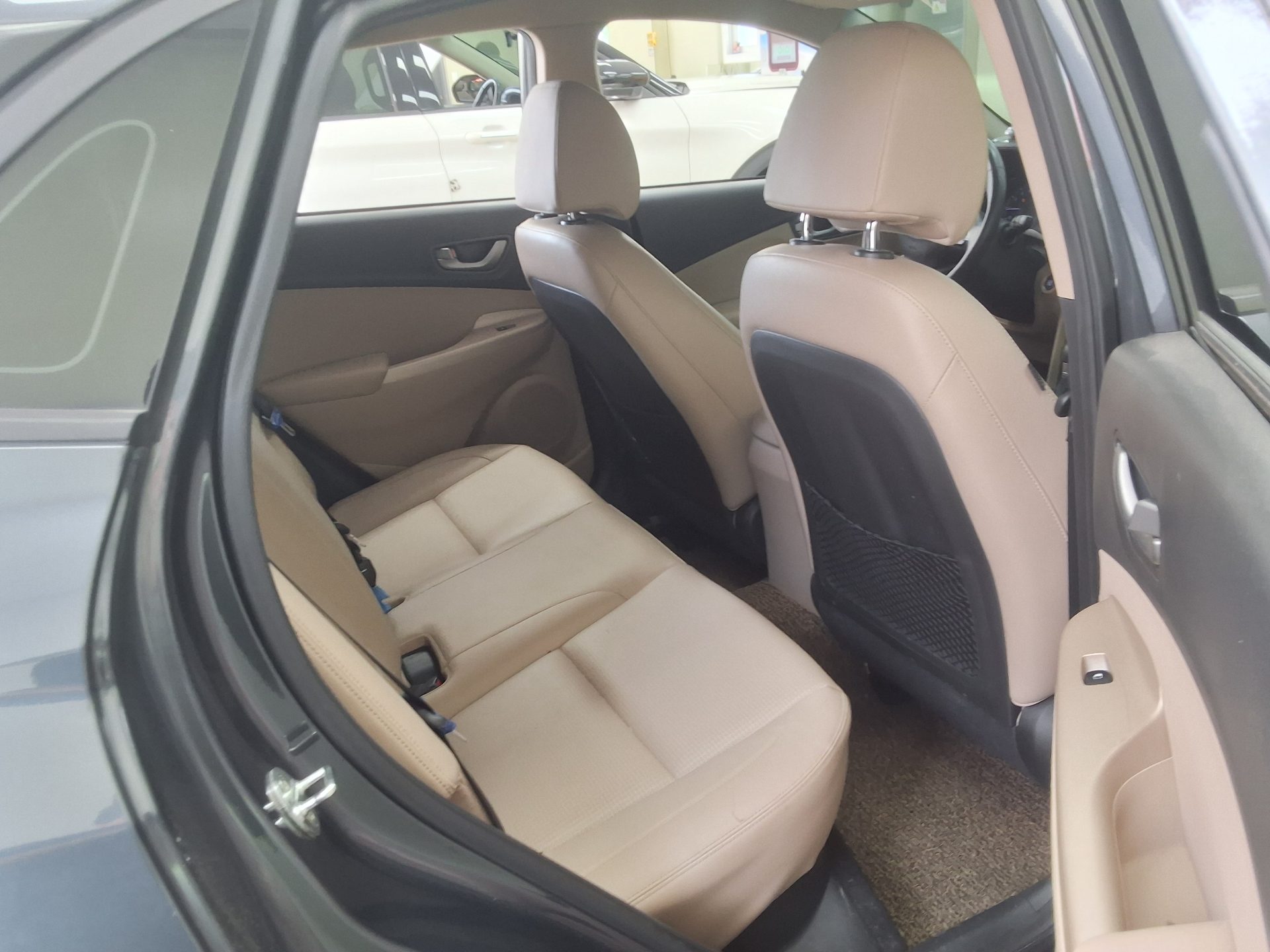 2019 - hyundai kona