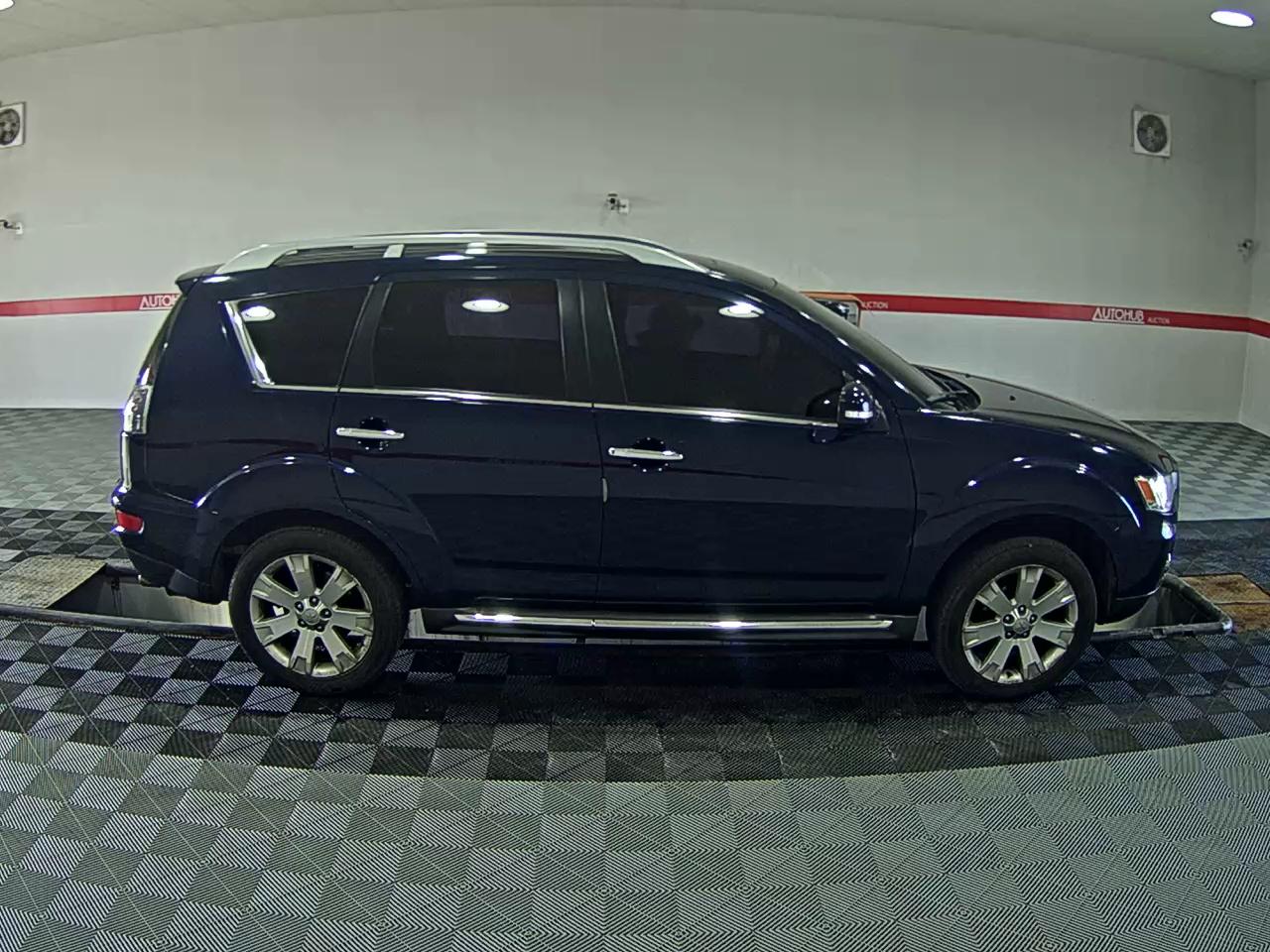 2010 - mitsubishi outlander