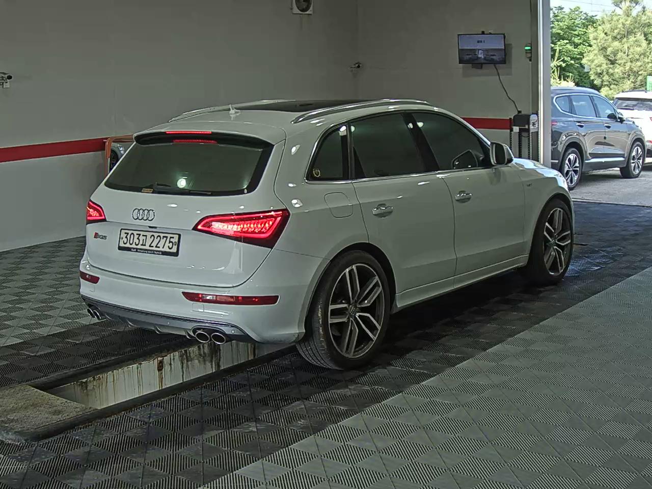 2015 - audi sq5